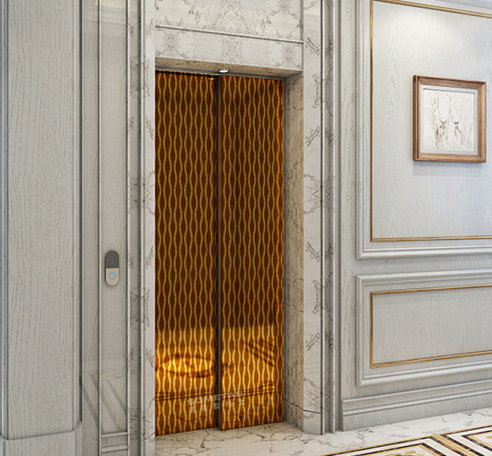 CC130旁開(kāi)兩扇門(mén)